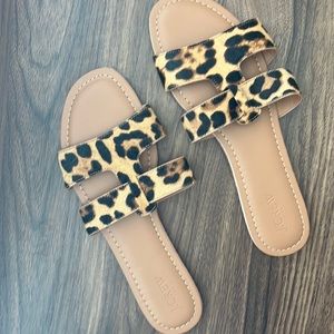 NWOT J. Crew Leopard sandals